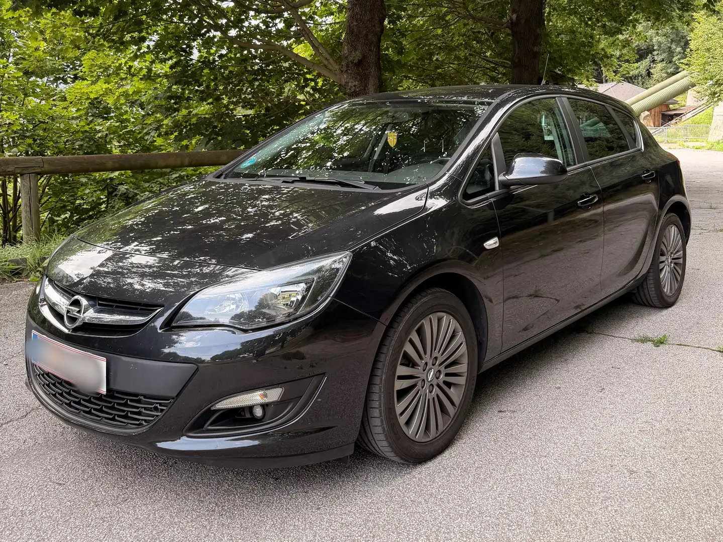 Opel Astra Astra 1,4 Turbo Ecotec Österreich Edition Schwarz - 2