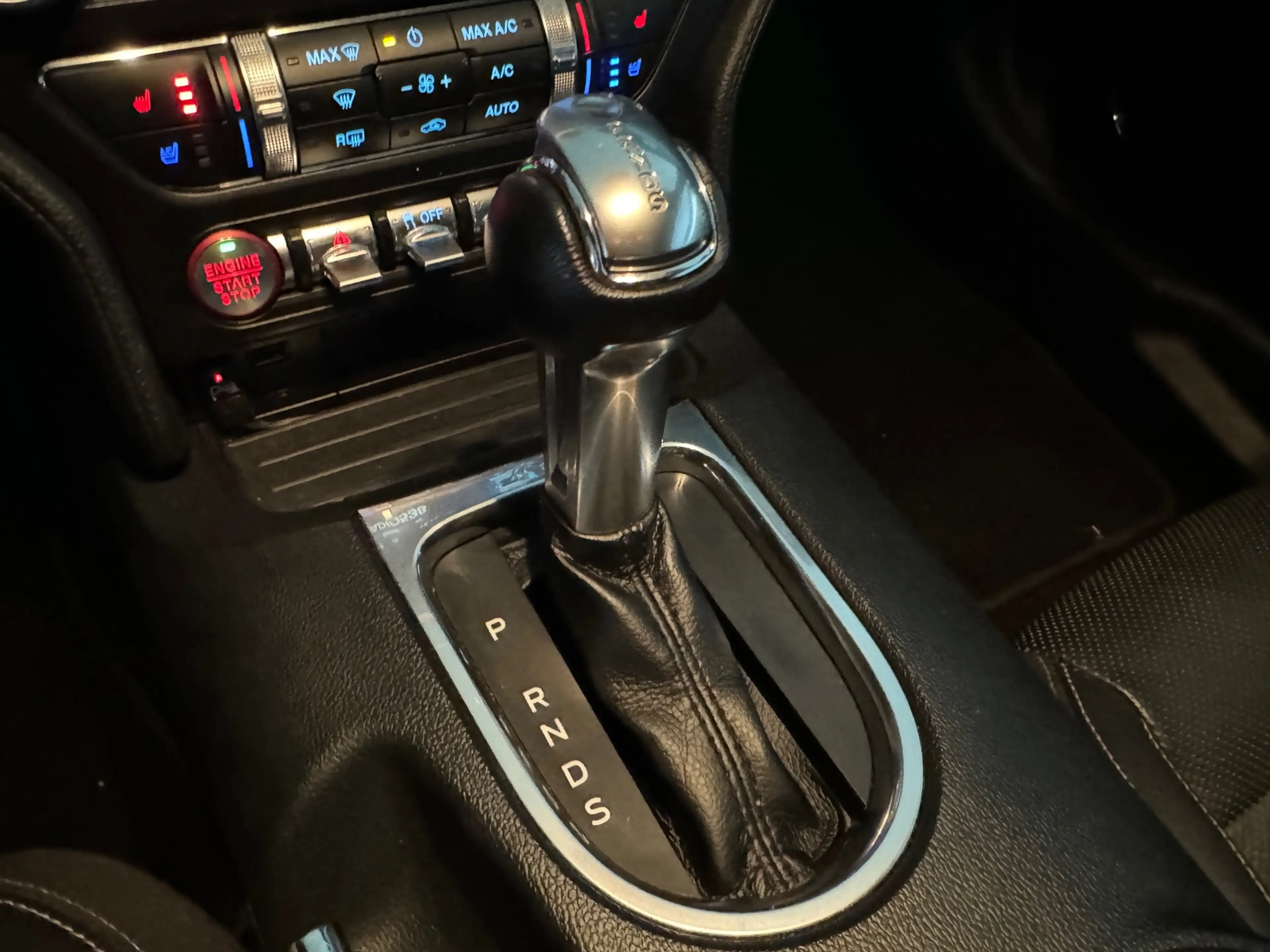 Ford Mustang Fastback 5.0 V8 GT Stoelverwarming |Stoelventilati — photo 15