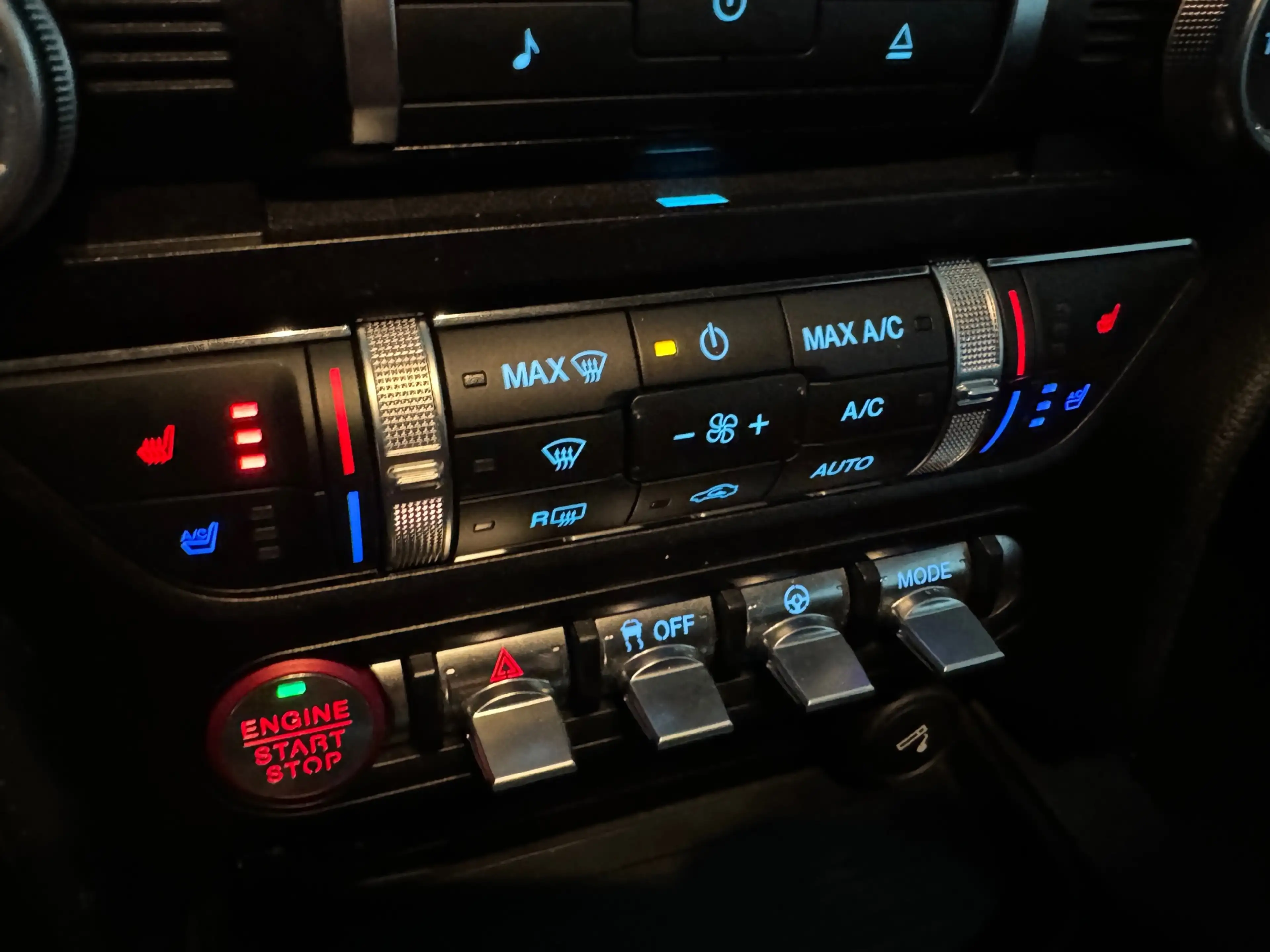 Ford Mustang Fastback 5.0 V8 GT Stoelverwarming |Stoelventilati — photo 14