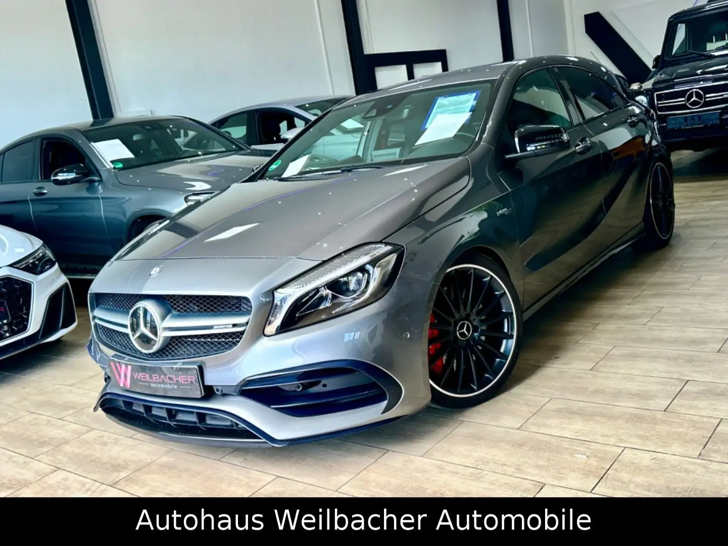 Mercedes-Benz A 45 AMG 4Matic * Performance * Night * LED * Šedá - 1