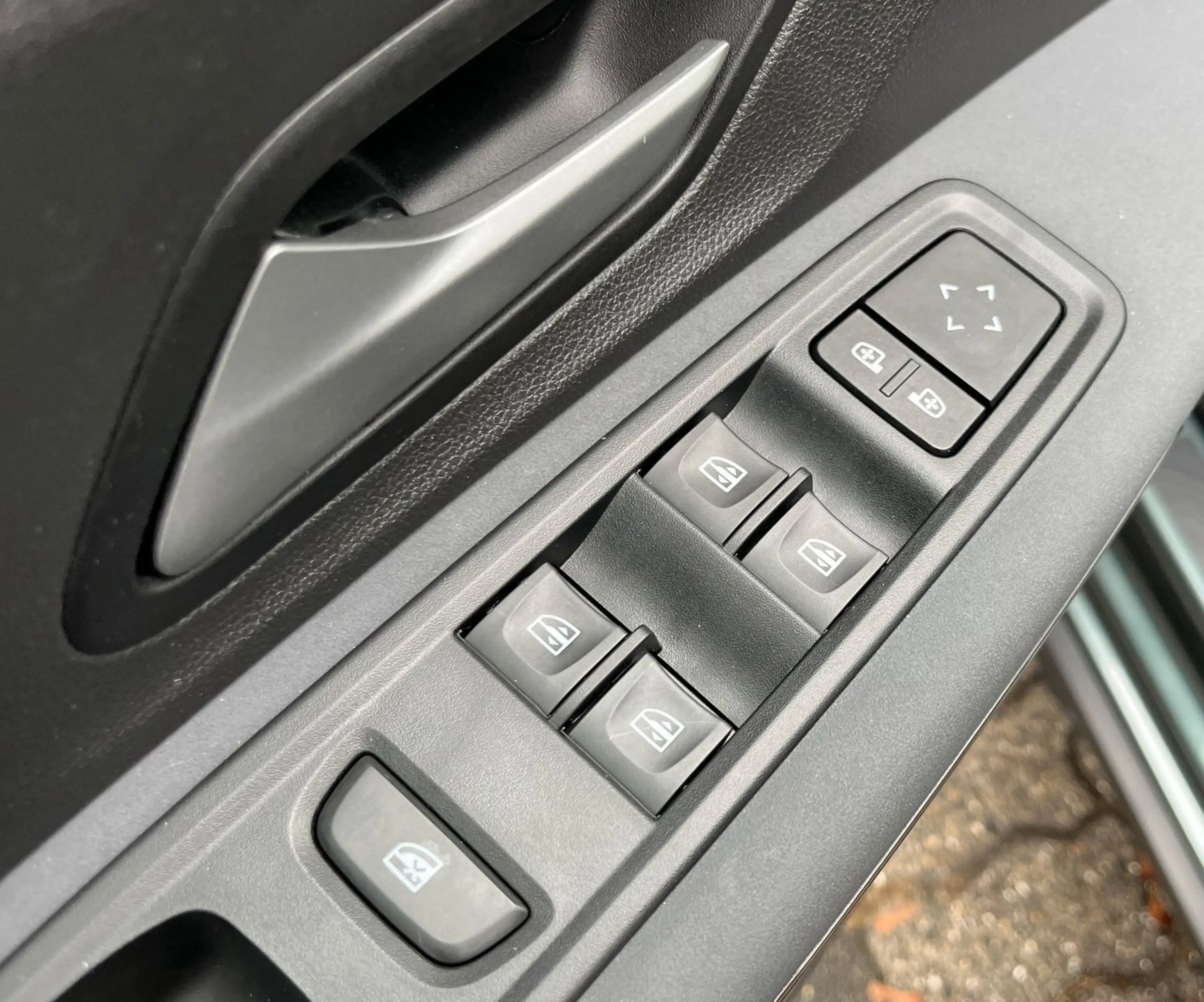 Dacia Sandero Stepway Extreme+ LPG - AHK Allw. Gar 1Hd — photo 9