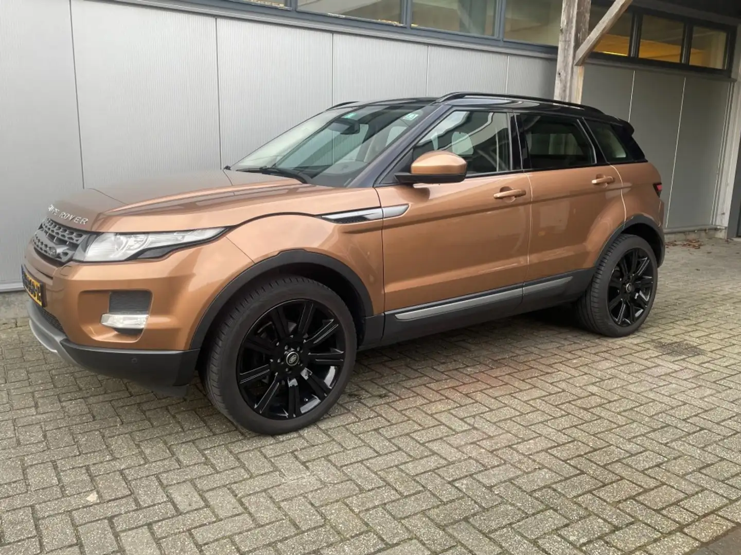 Land Rover Range Rover Evoque 2.0 SI 4WD SIC. YEL. Maro - 1
