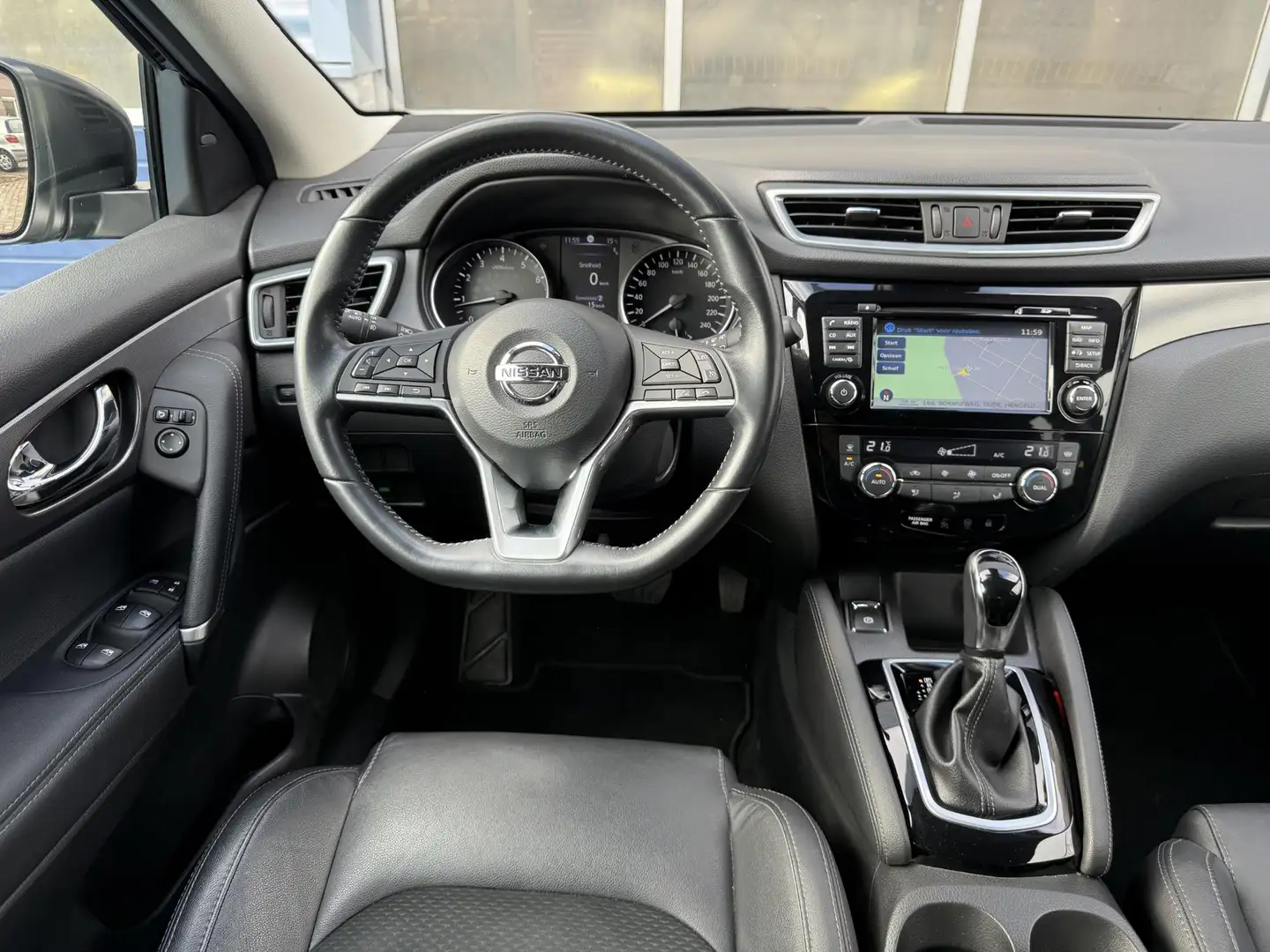 Nissan Qashqai 1.2 Tekna CRUISE STOELVER. H-LEER TREKHAAK Zwart - 2
