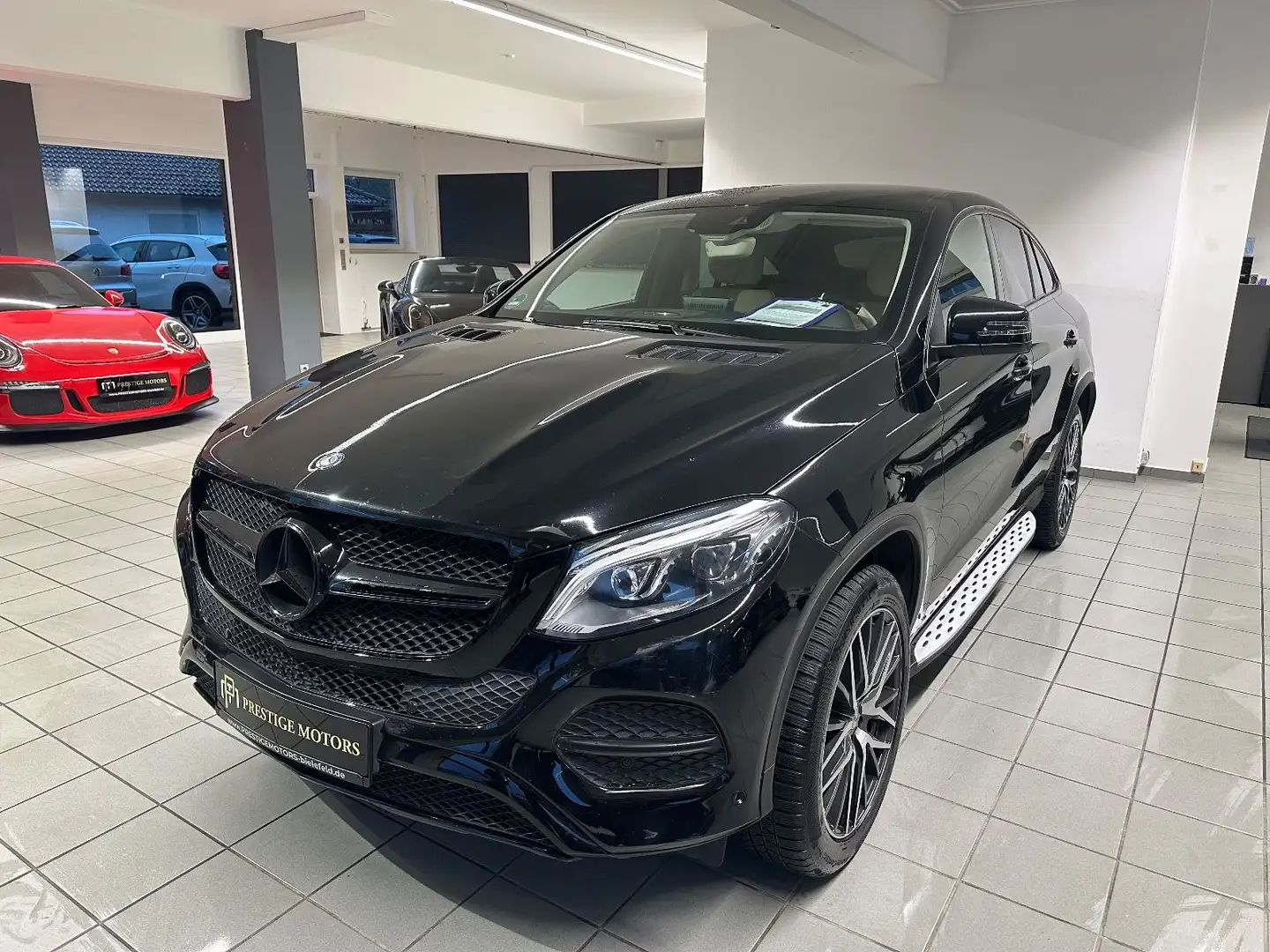 Mercedes-Benz GLE 350 GLE Coupe 350 d 4Matic Zwart - 1