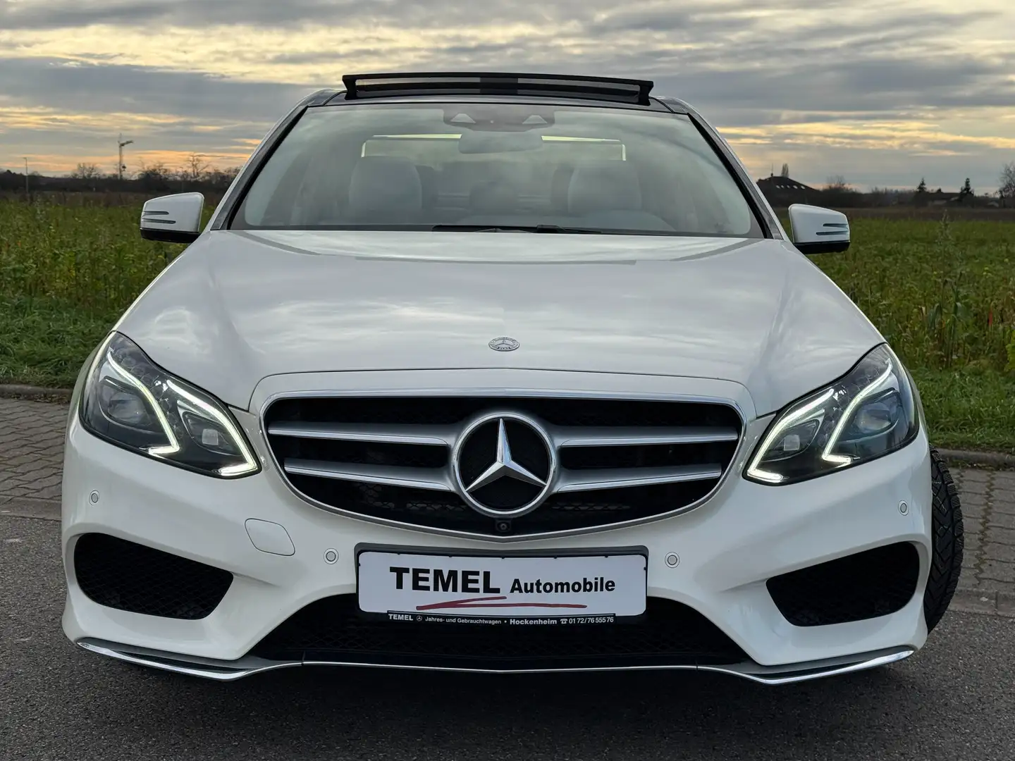 Mercedes-Benz E 350 E 350 d AMG PANO COMAND MEMORY 360°KAMERA Blanc - 2