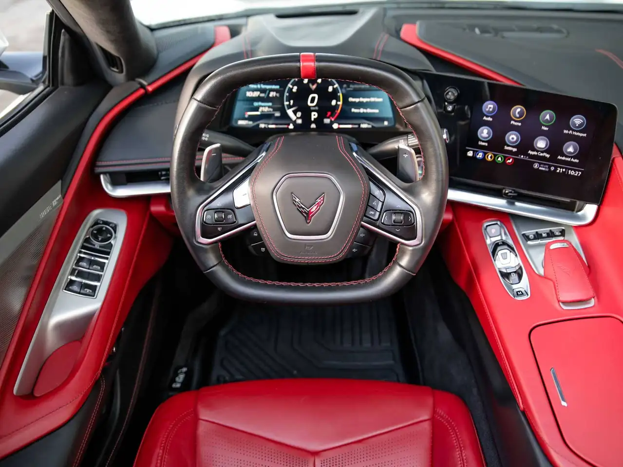 Chevrolet Corvette снимка Chevrolet Corvette
