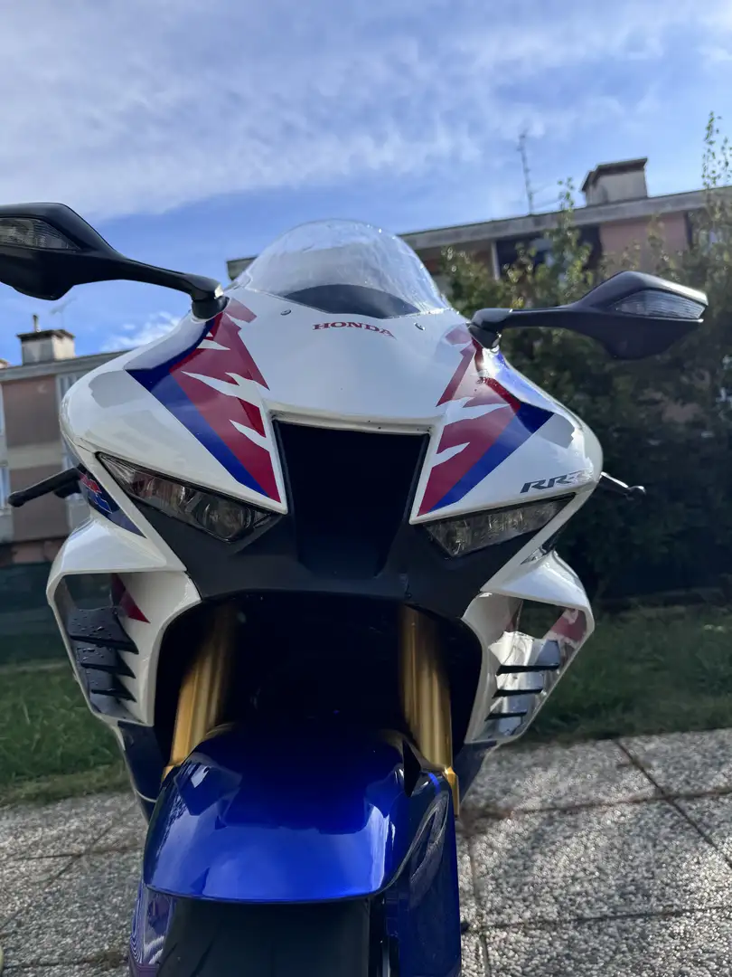 Honda CBR 1000 RR-R Fireblade 30th Anniversary - 2