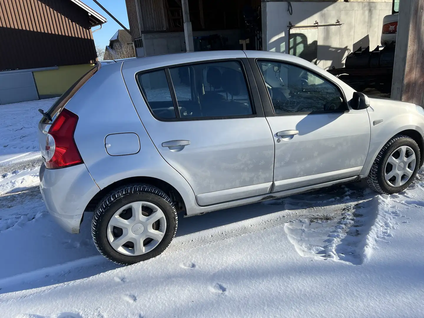 Dacia Sandero Sandero Ambiance 1,6 MPI Ambiance Grau - 1