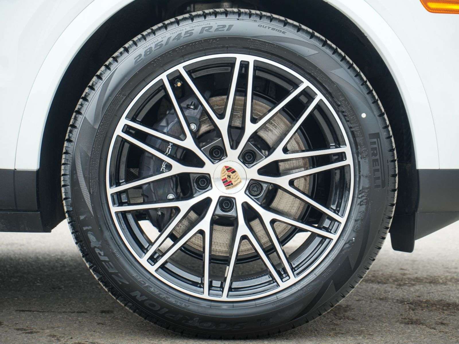 2026 Porsche Cayenne — photo 1