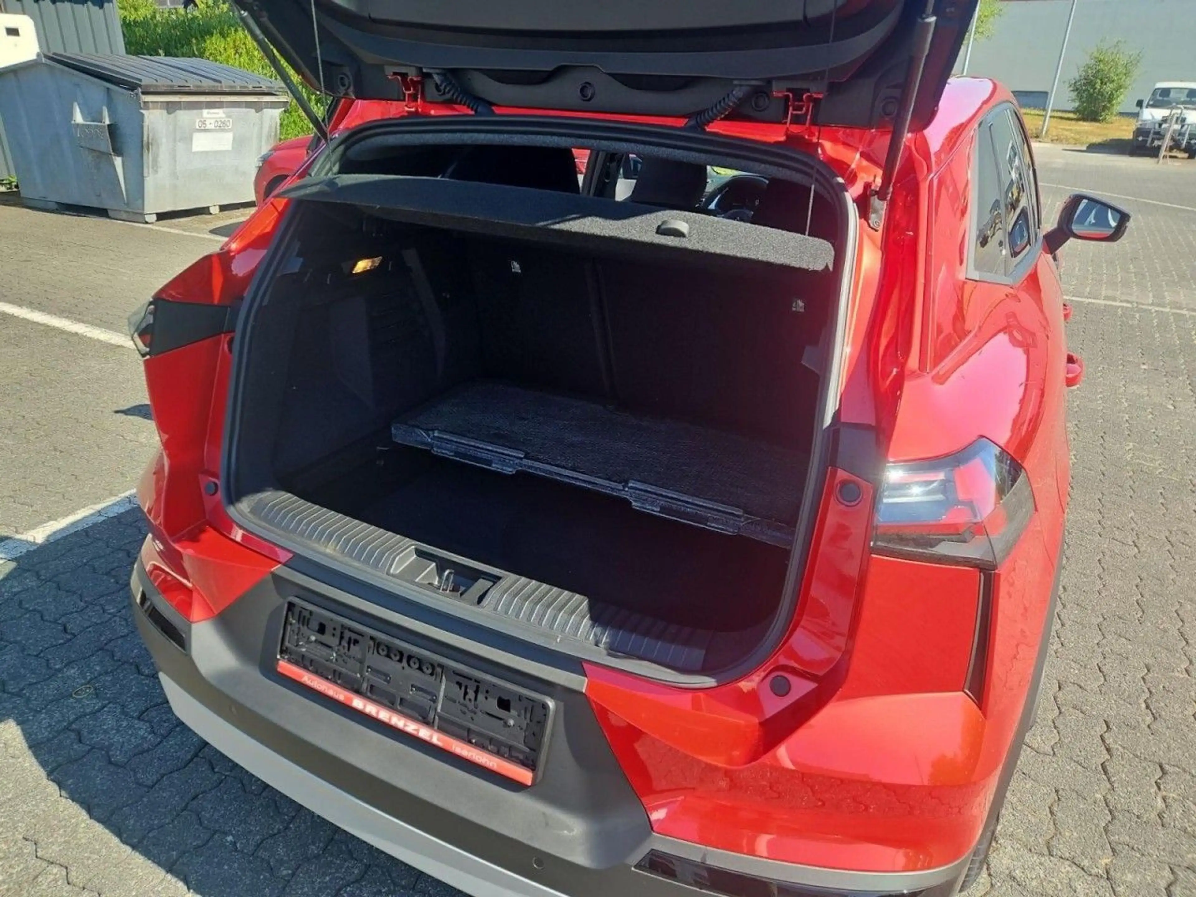 Mitsubishi Grandis 1.8 HEV DiamantPlus SmartKey AndroidAuto Klima — photo 13