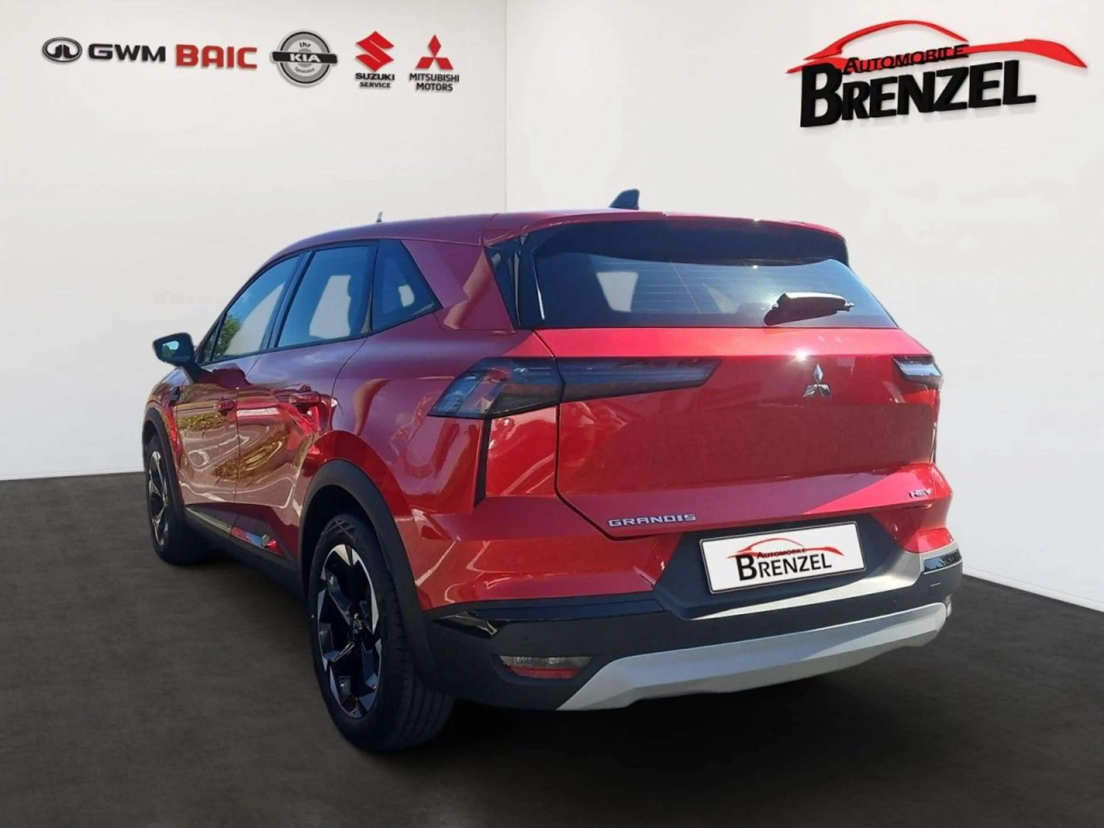 Mitsubishi Grandis 1.8 HEV DiamantPlus SmartKey AndroidAuto Klima — photo 5