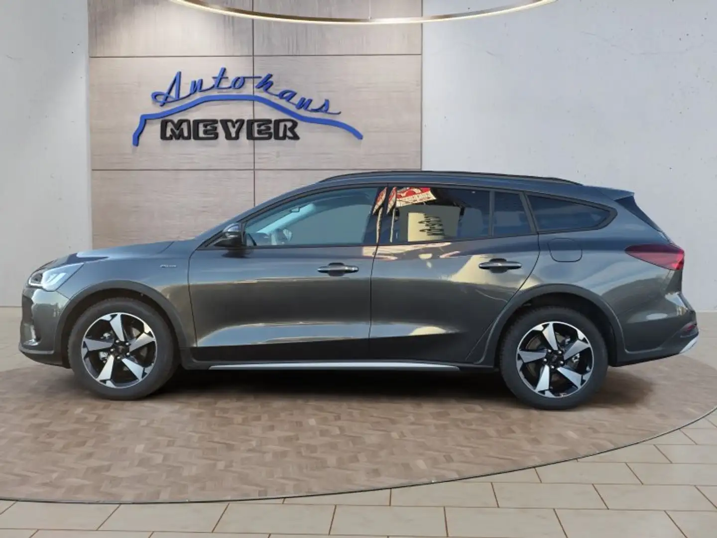 Ford Focus Active X 1,0 155PS aAHK/Navi/Kamera/Winterp.     * Gris - 2