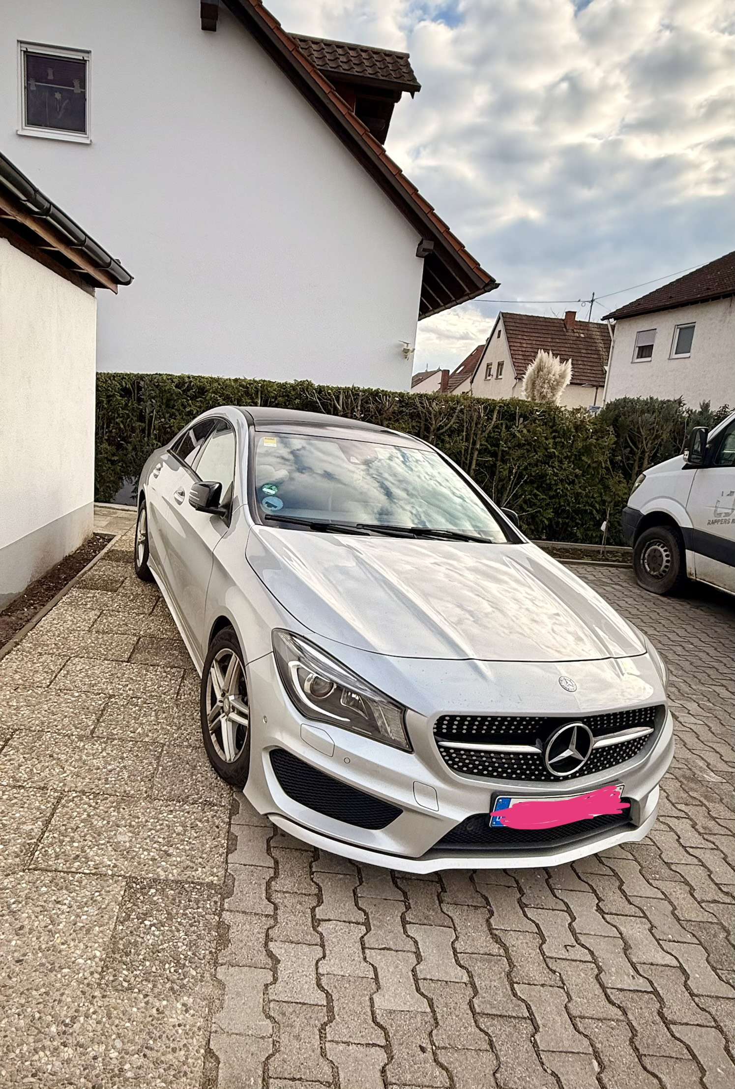 Second hand Mercedes Benz Cla-Class 200