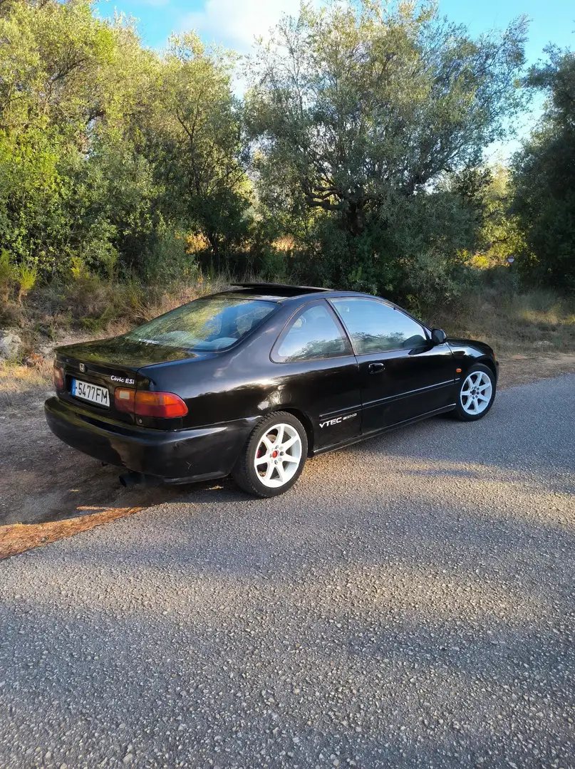 Honda Civic Coupe 1.6 ESi - 2