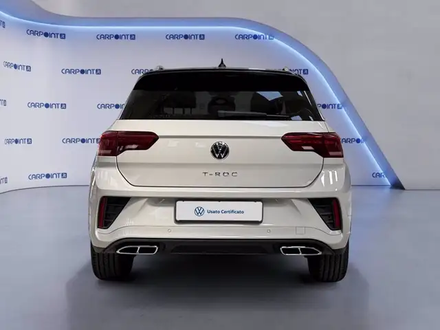 Volkswagen T-Roc view 5