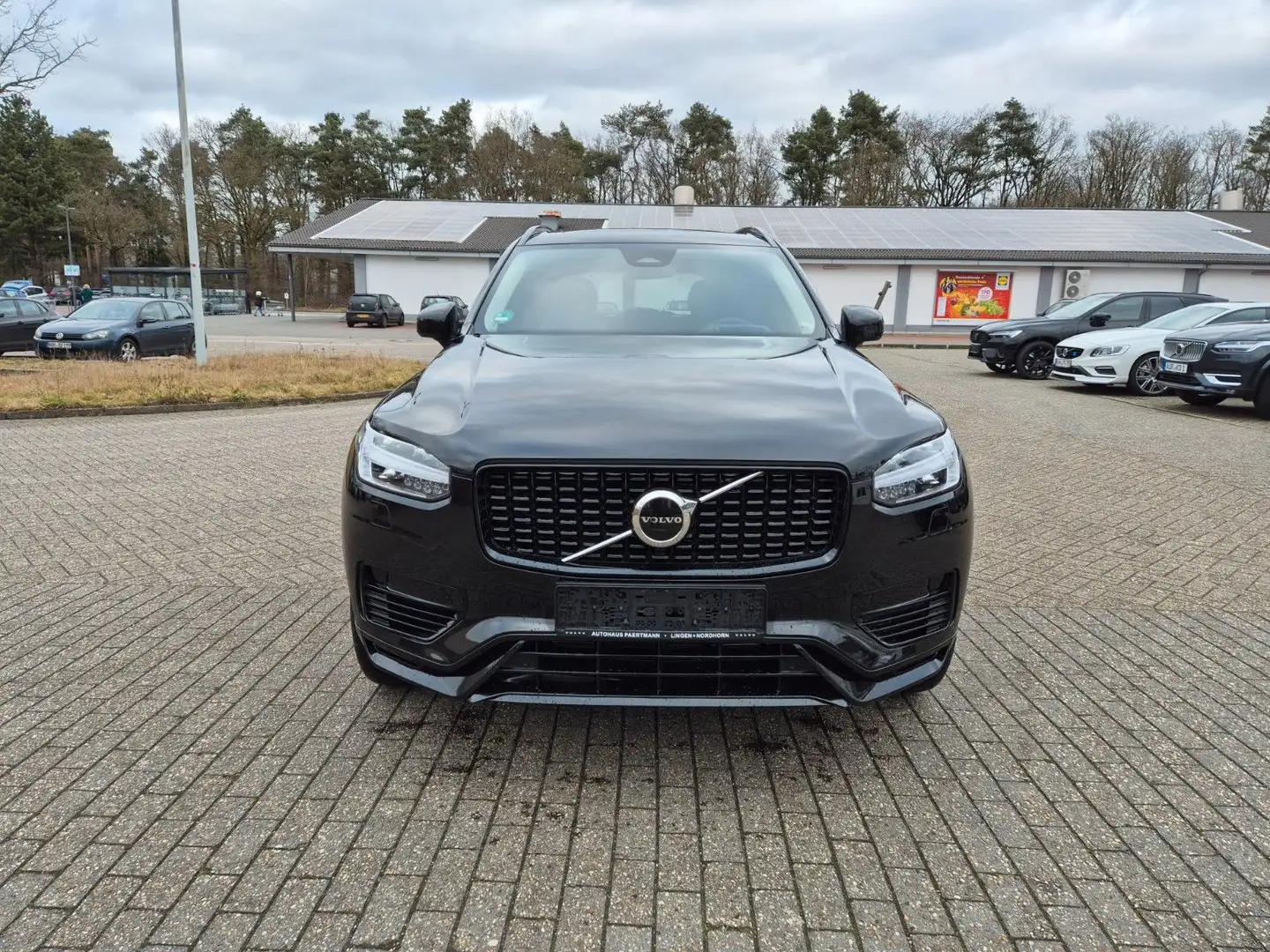 Volvo XC90 Ultra Dark T8 Recharge Plug-In Hybrid AWD Noir - 2