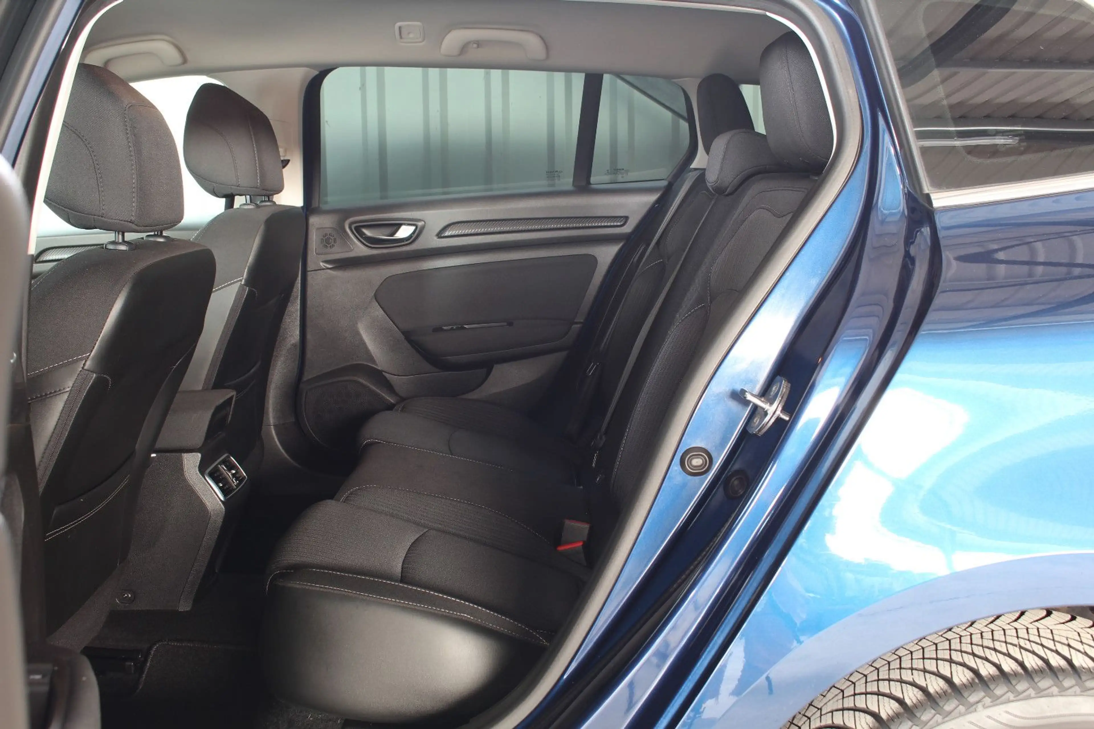 Renault Megane IV Grandtour Business Edition — photo 12