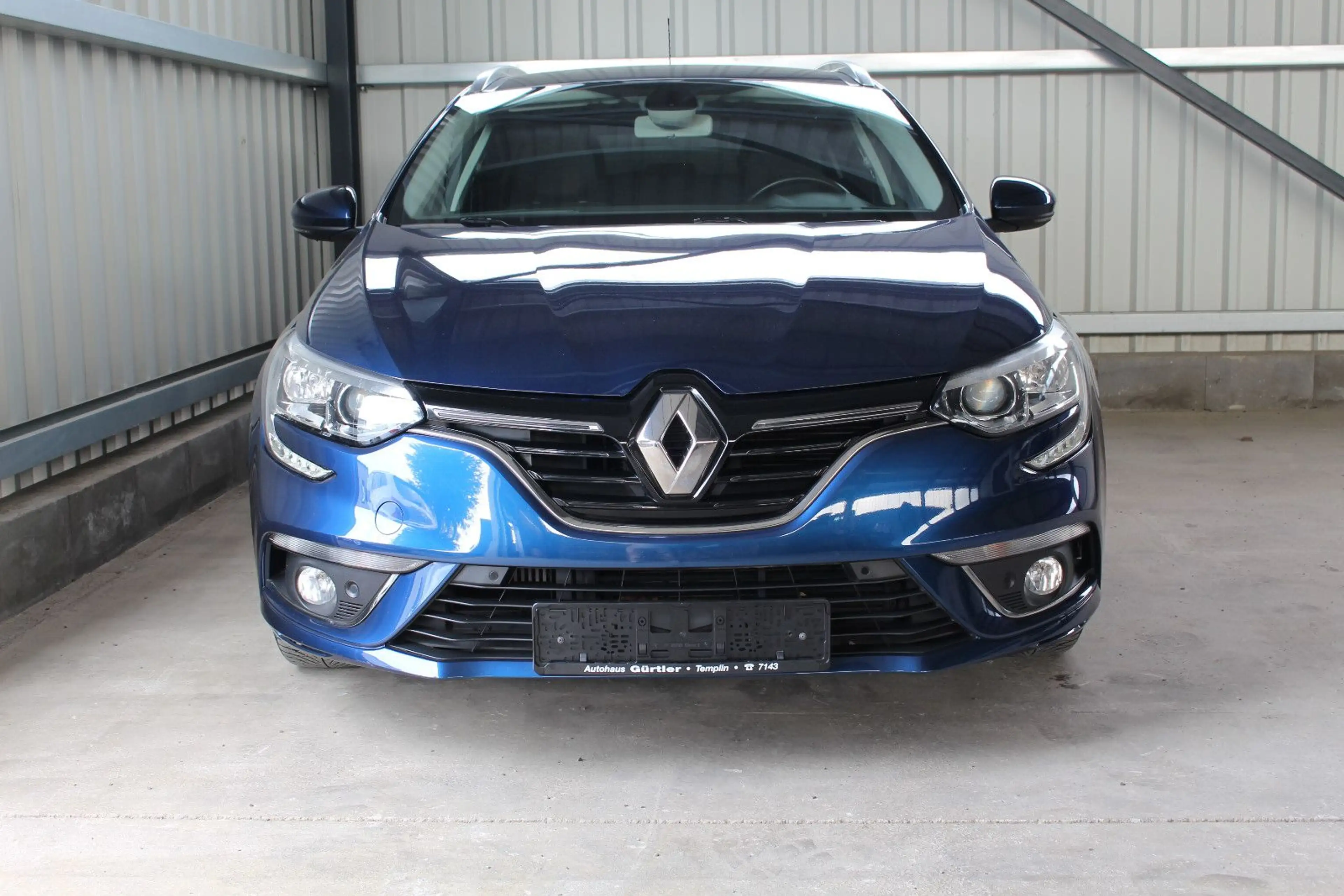 Renault Megane IV Grandtour Business Edition — photo 15