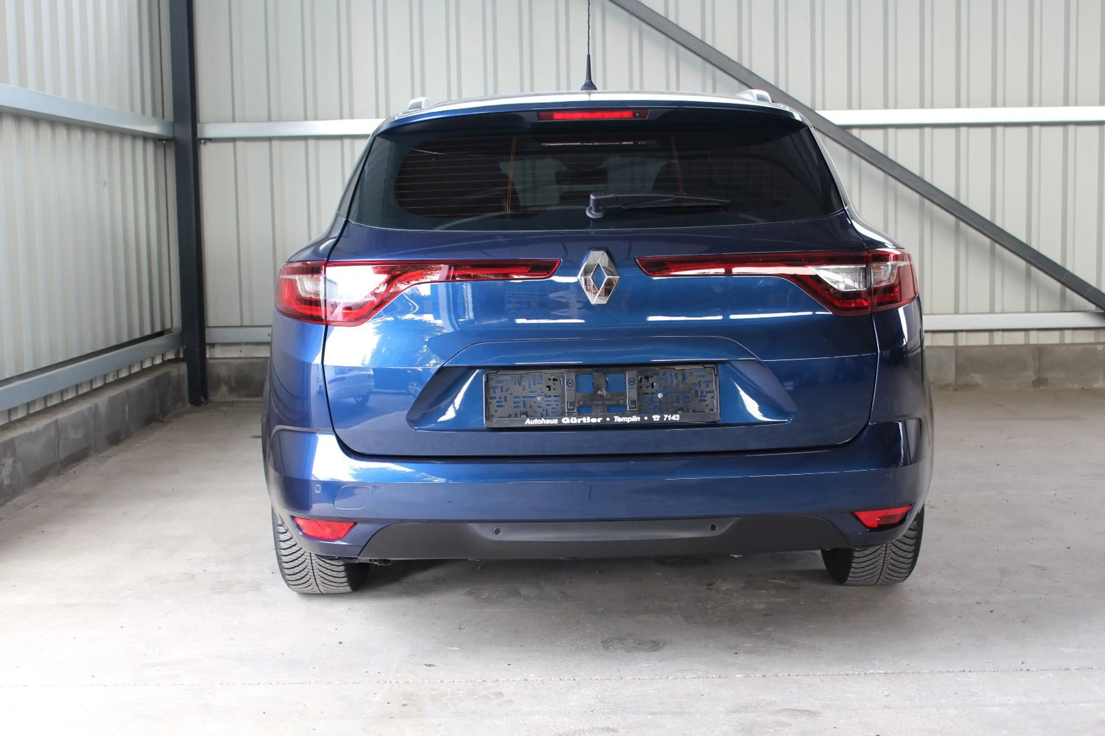 Renault Megane IV Grandtour Business Edition — photo 18