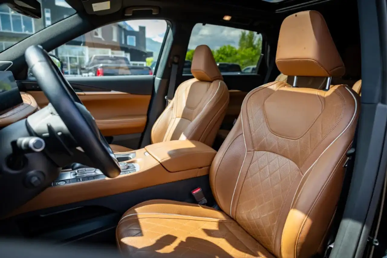 Infiniti QX60 снимка Infiniti QX60