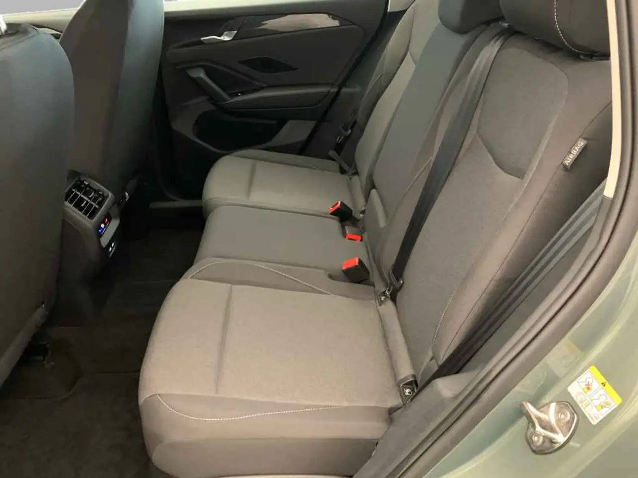 Volkswagen Tiguan 1.5 eTSI DSG *AHK*LED*NAVI*R-CAM*SHZ*TEL* 13