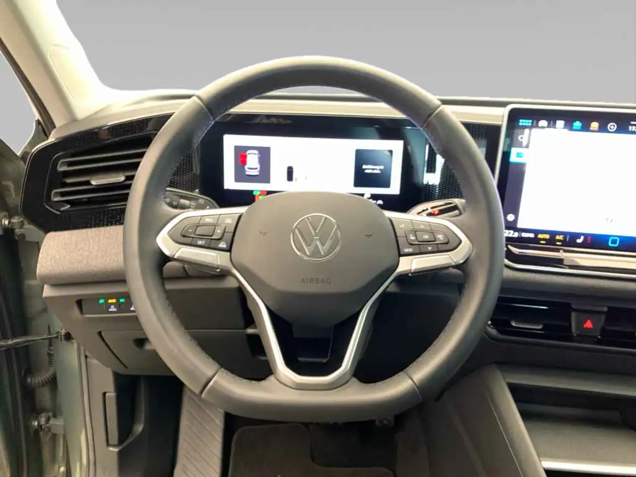 Volkswagen Tiguan 1.5 eTSI DSG *AHK*LED*NAVI*R-CAM*SHZ*TEL* 14