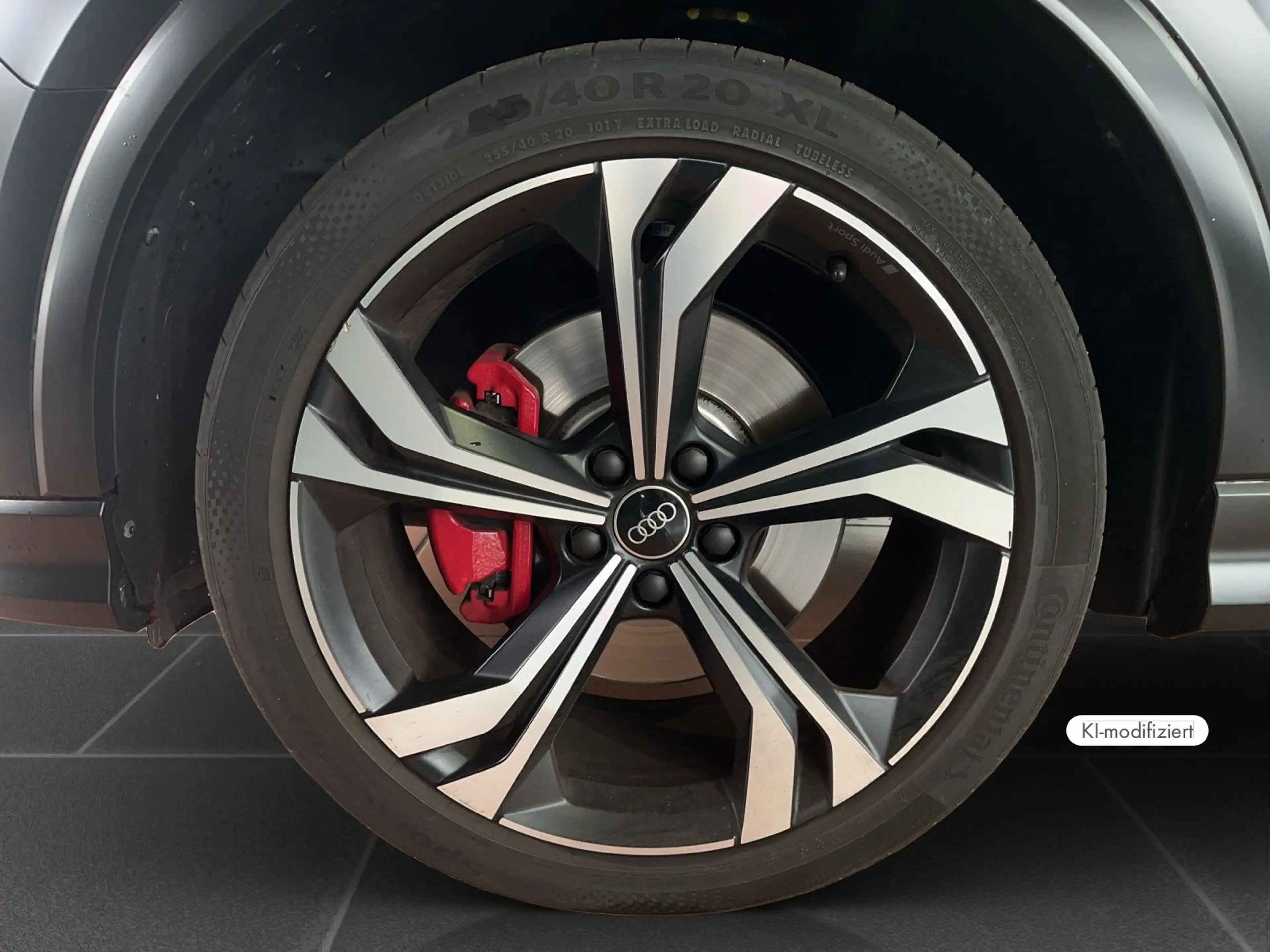Audi Q3 S line 45 TFSI quattro S tronic STA — photo 6