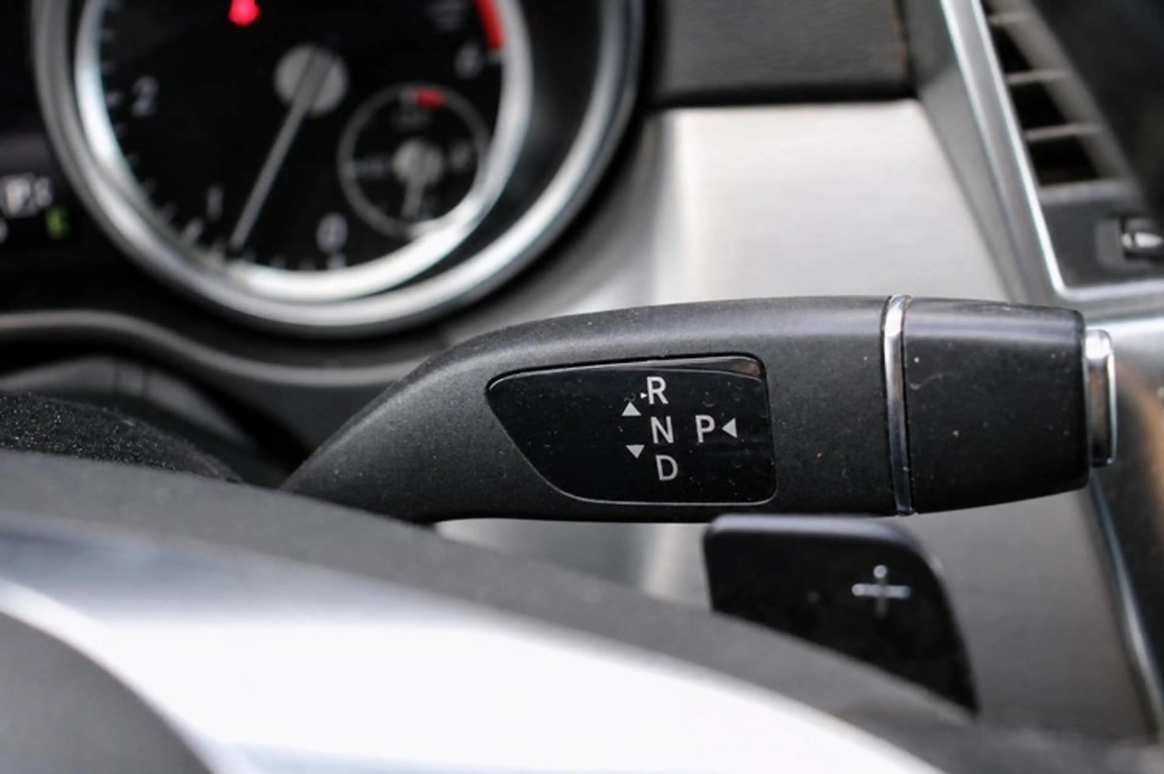 Mercedes-Benz ML 250 M-klasse BlueTEC — photo 10