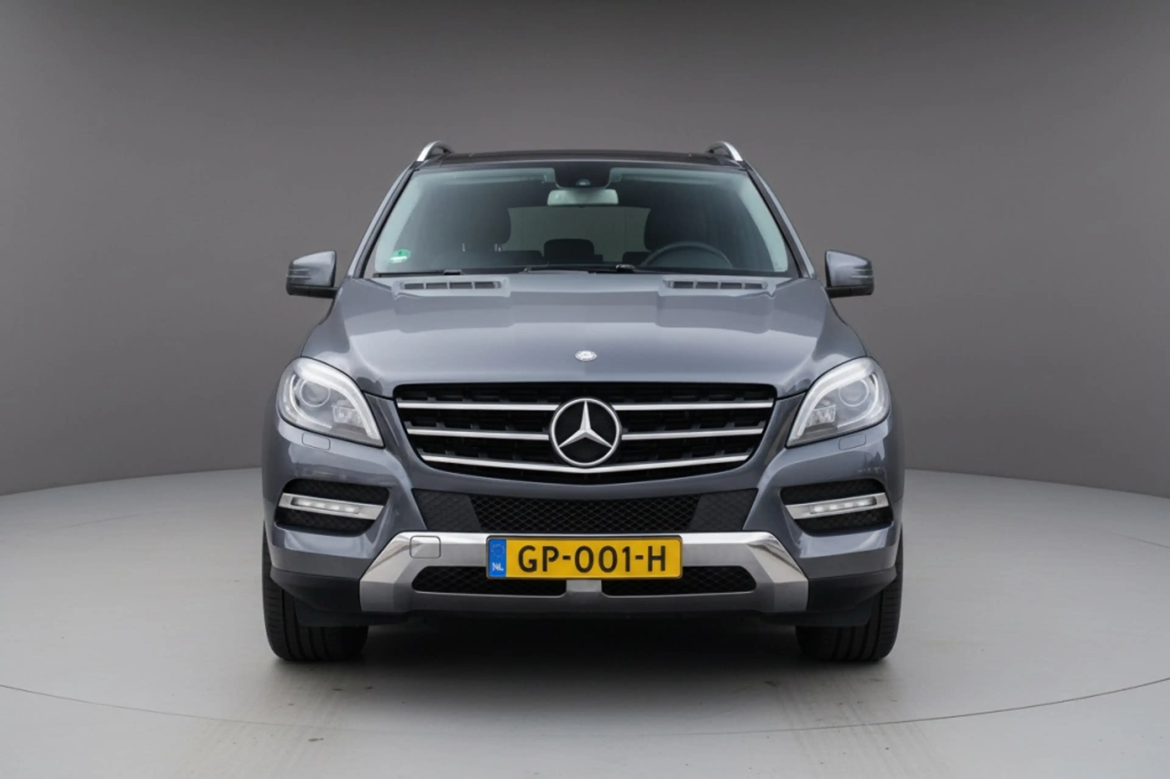 Mercedes-Benz ML 250 M-klasse BlueTEC — photo 2