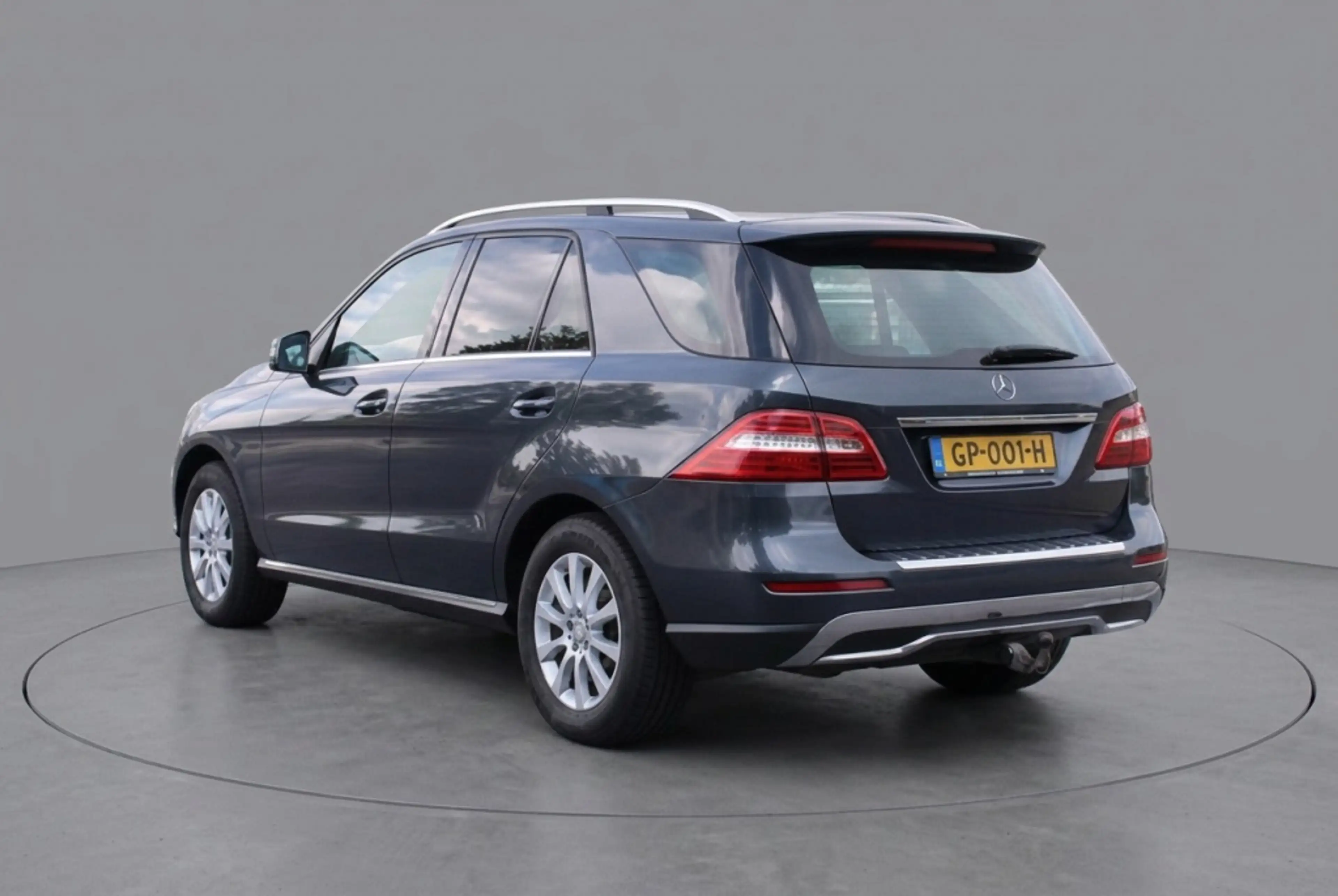 Mercedes-Benz ML 250 M-klasse BlueTEC — photo 3