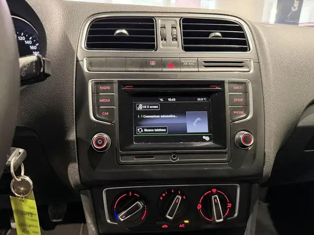 Volkswagen Polo view 13