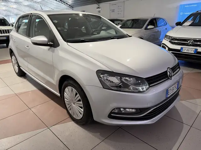 Volkswagen Polo view 6