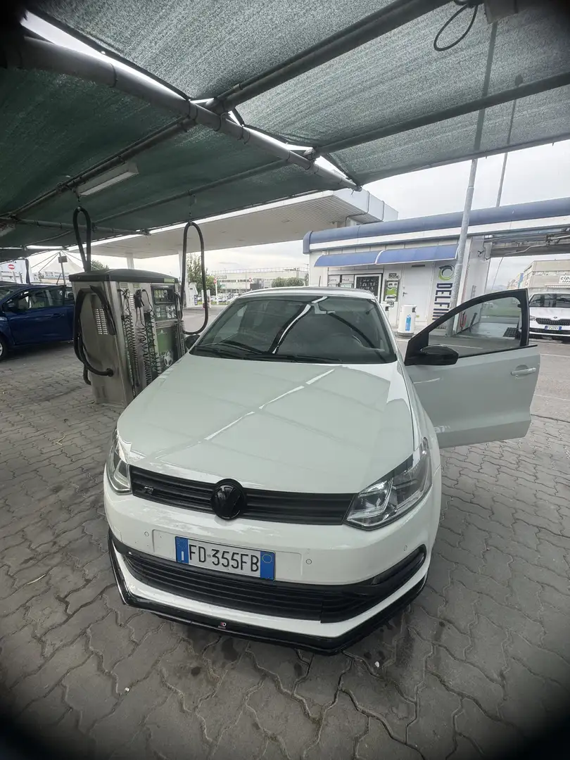 Volkswagen Polo 5p 1.4 tdi Trendline 75cv r-line - 2