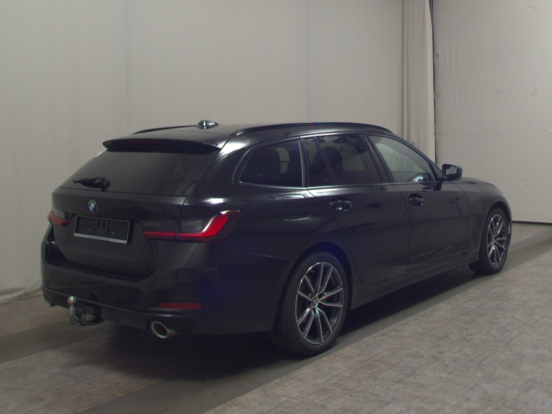 BMW 320 dA Touring T-Leder Navi LED Shz Curved — photo 4