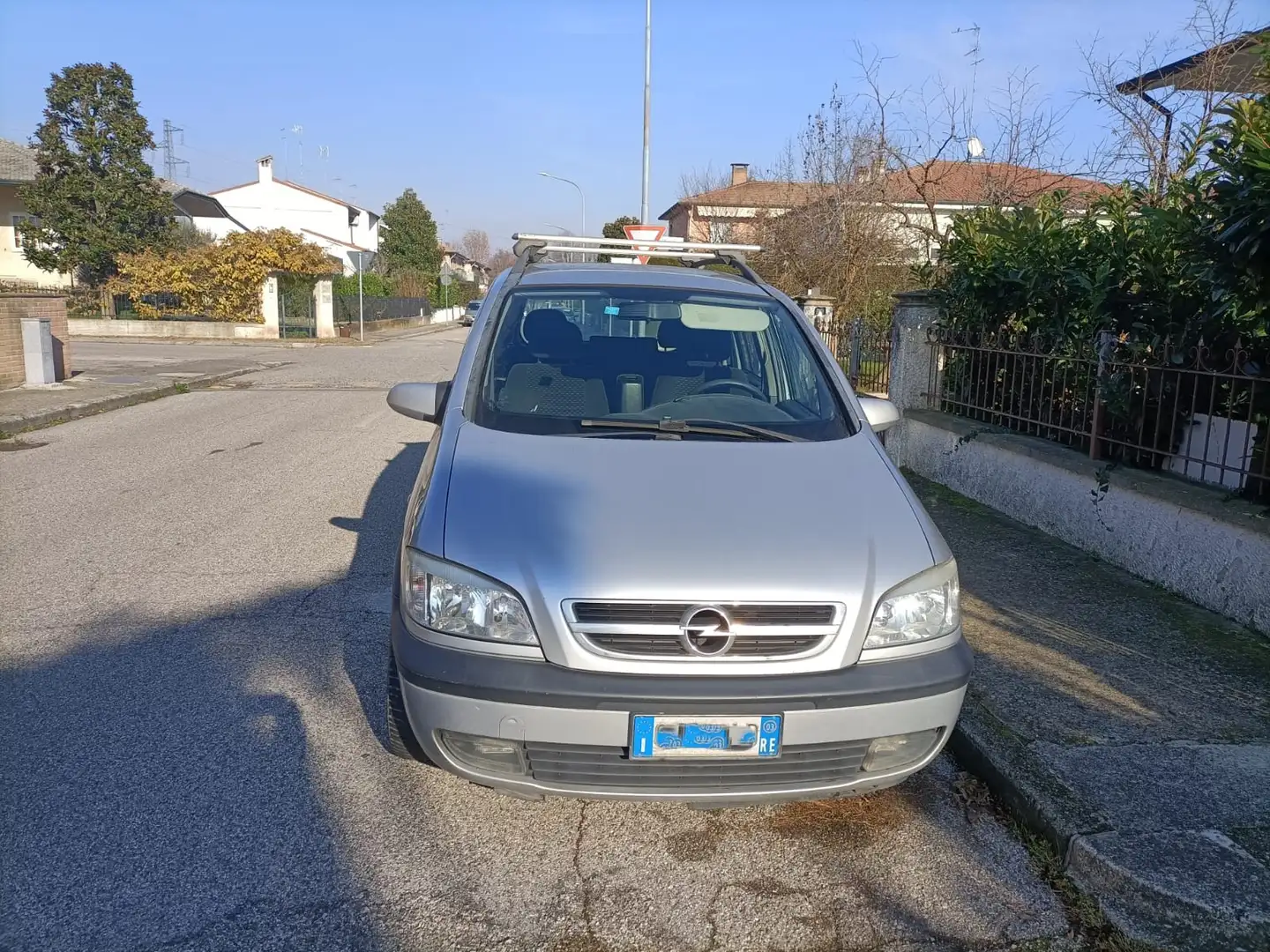 Opel Zafira Zafira 1.6 Comfort ecoM Argent - 1