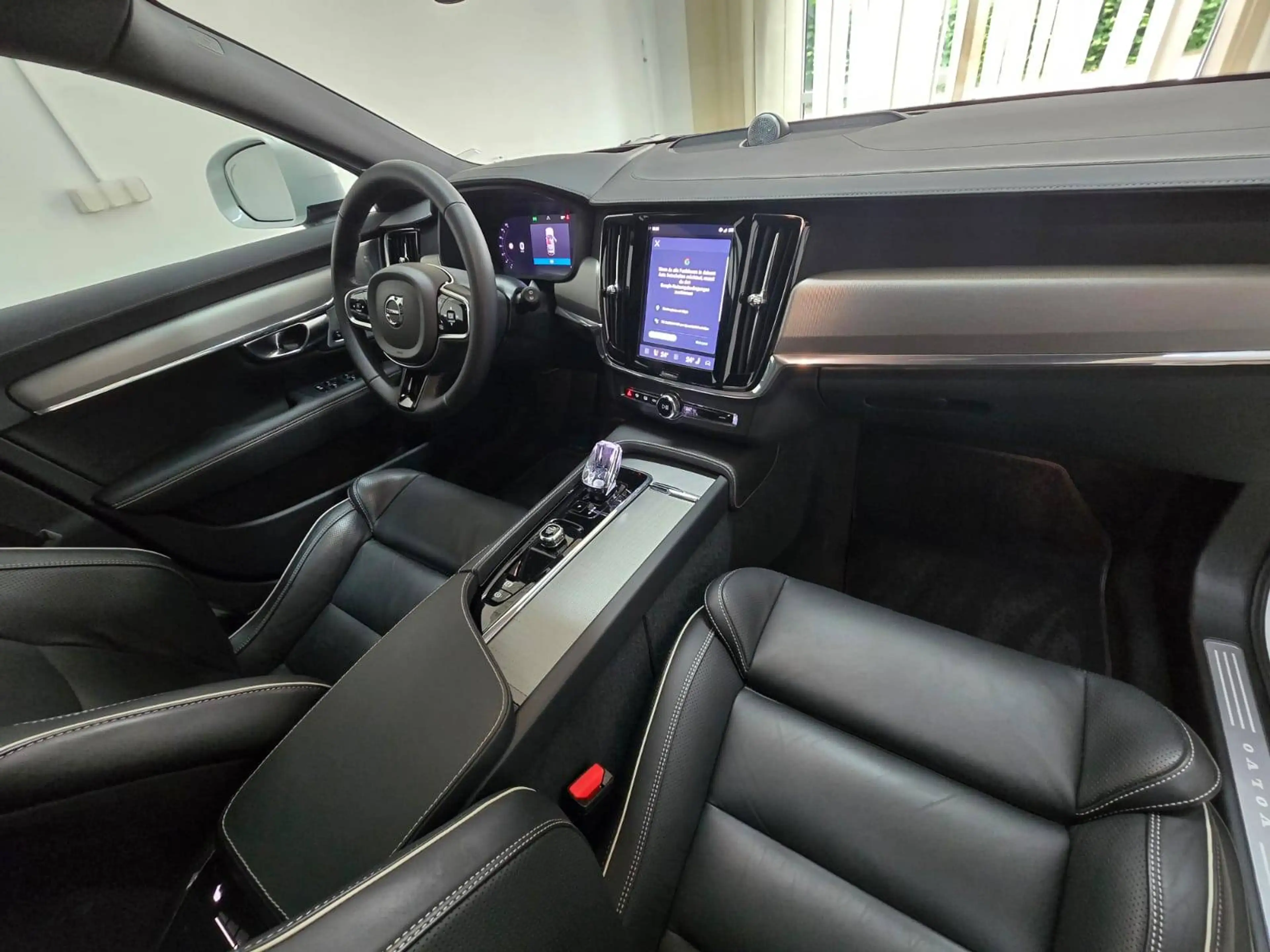 Volvo V90 Cross Country Ultimate AWD Panorama 360° Bowers&Wilkins Standheizung 1.Hand — photo 11