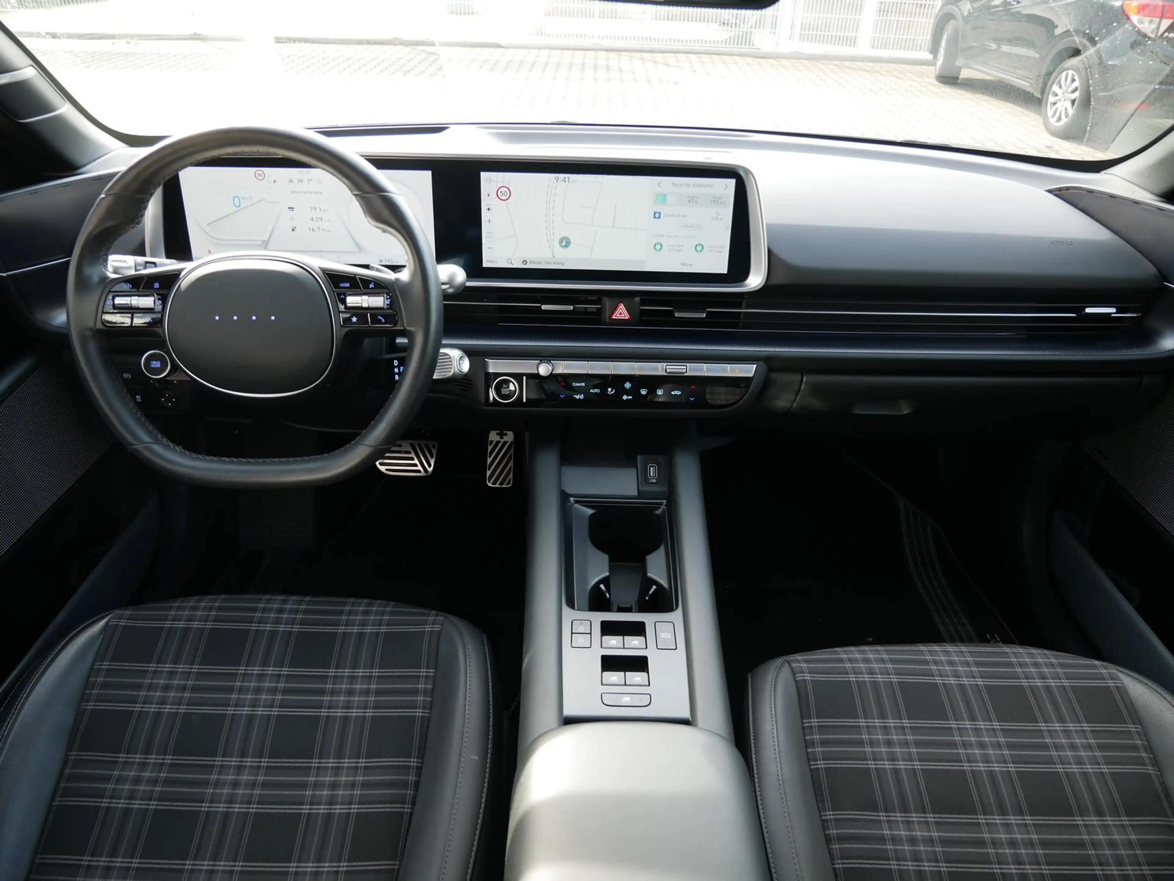 Hyundai IONIQ 6 77,4kWh 4WD FIRST EDITION GLAS+BOSE+MEMO — photo 12