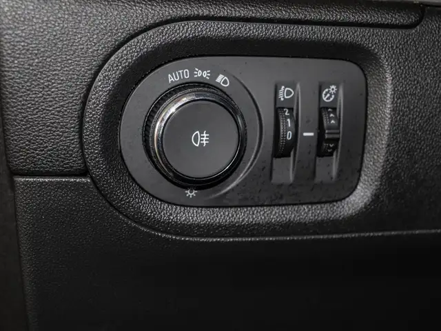 Opel Grandland view 13