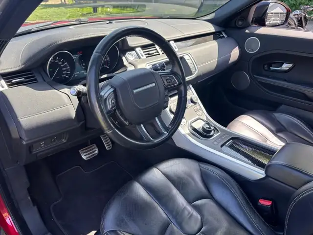 Land Rover Range Rover Evoque view 11