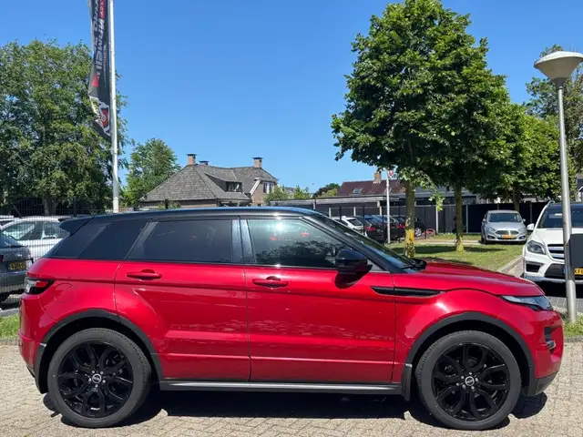 Land Rover Range Rover Evoque view 4