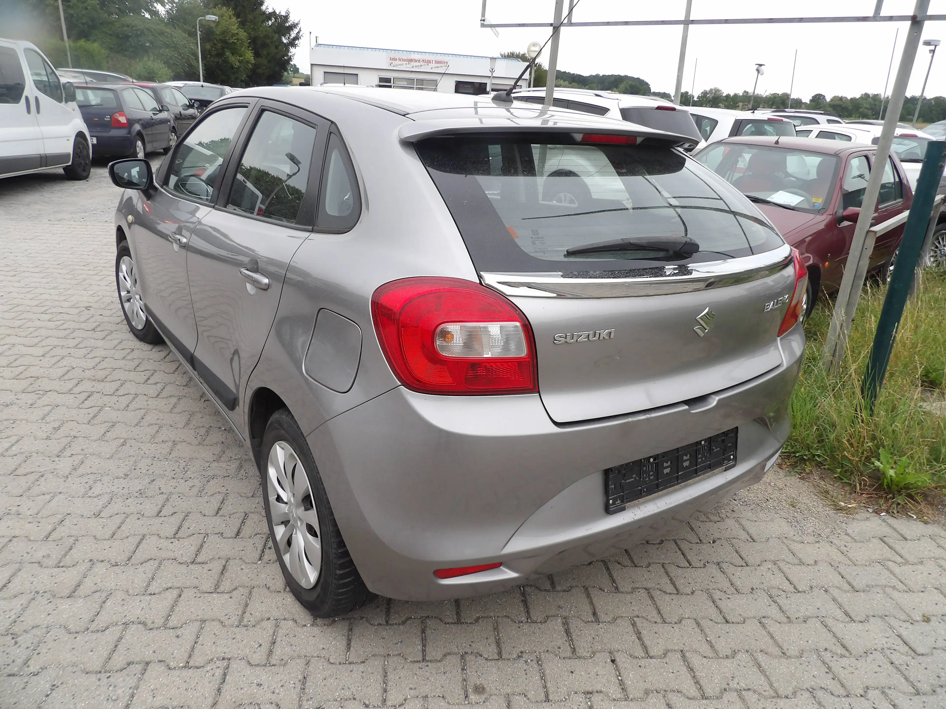 Suzuki Baleno Basic Klima CD Radio Sitzheizung Freisprechanlage HU AU Neu — photo 3