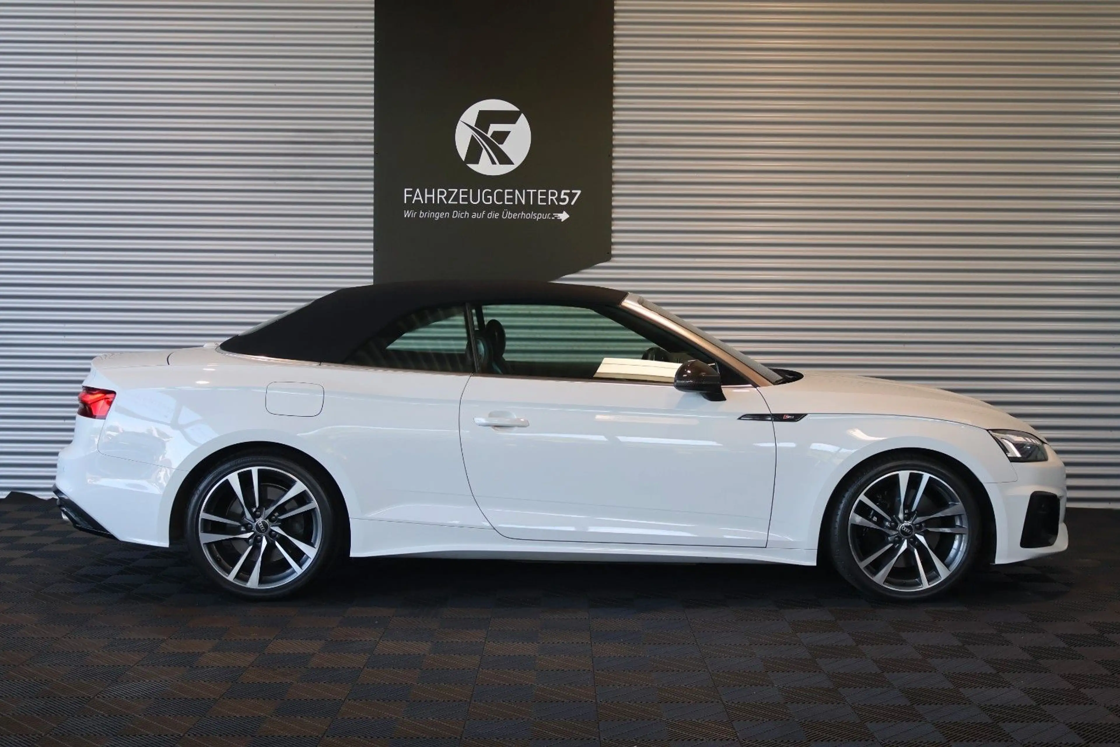 Audi S5 TFSI QUATTRO CABRIO/ACC/360°/MASSAGE/CARPLAY — photo 5