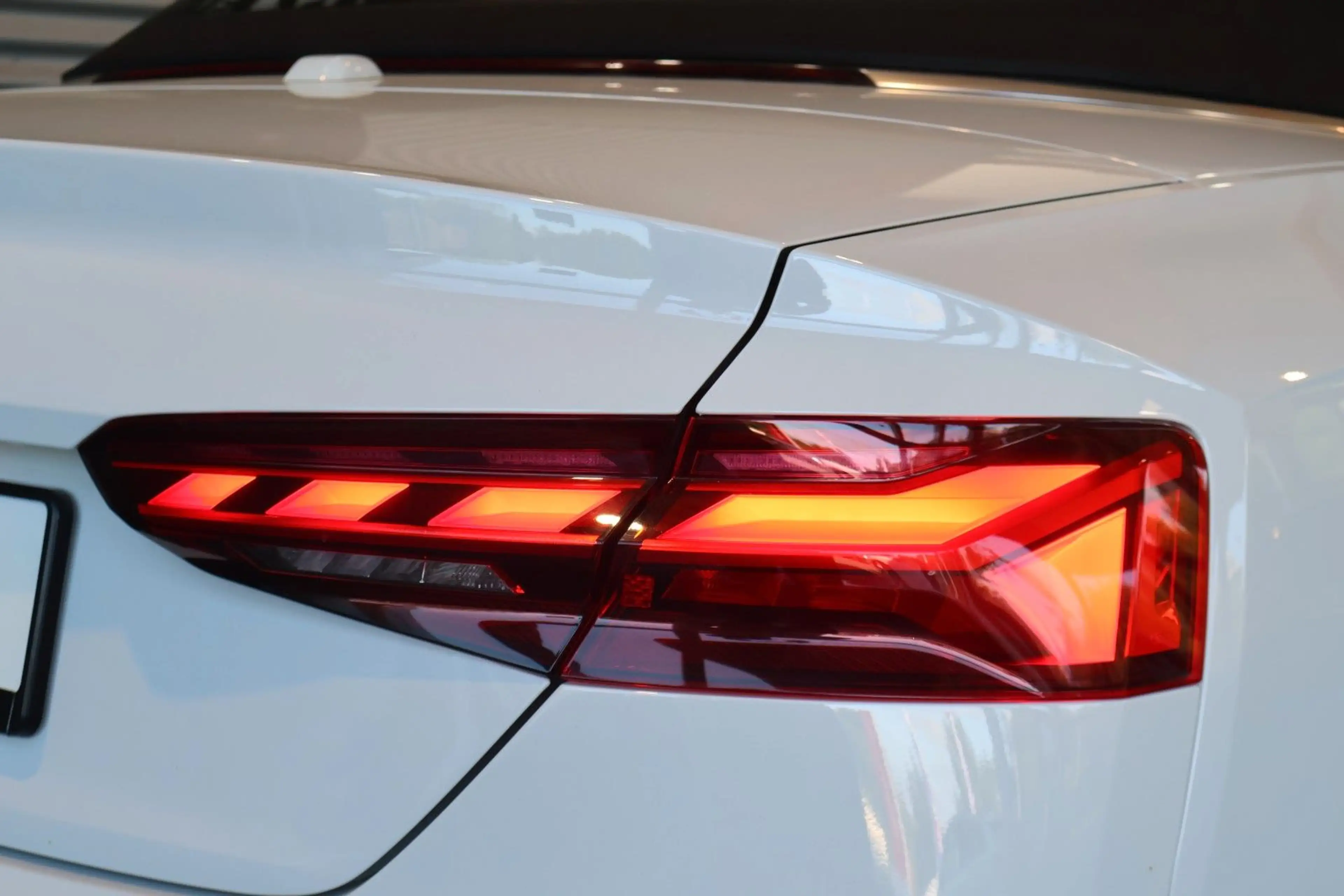 Audi S5 TFSI QUATTRO CABRIO/ACC/360°/MASSAGE/CARPLAY — photo 9