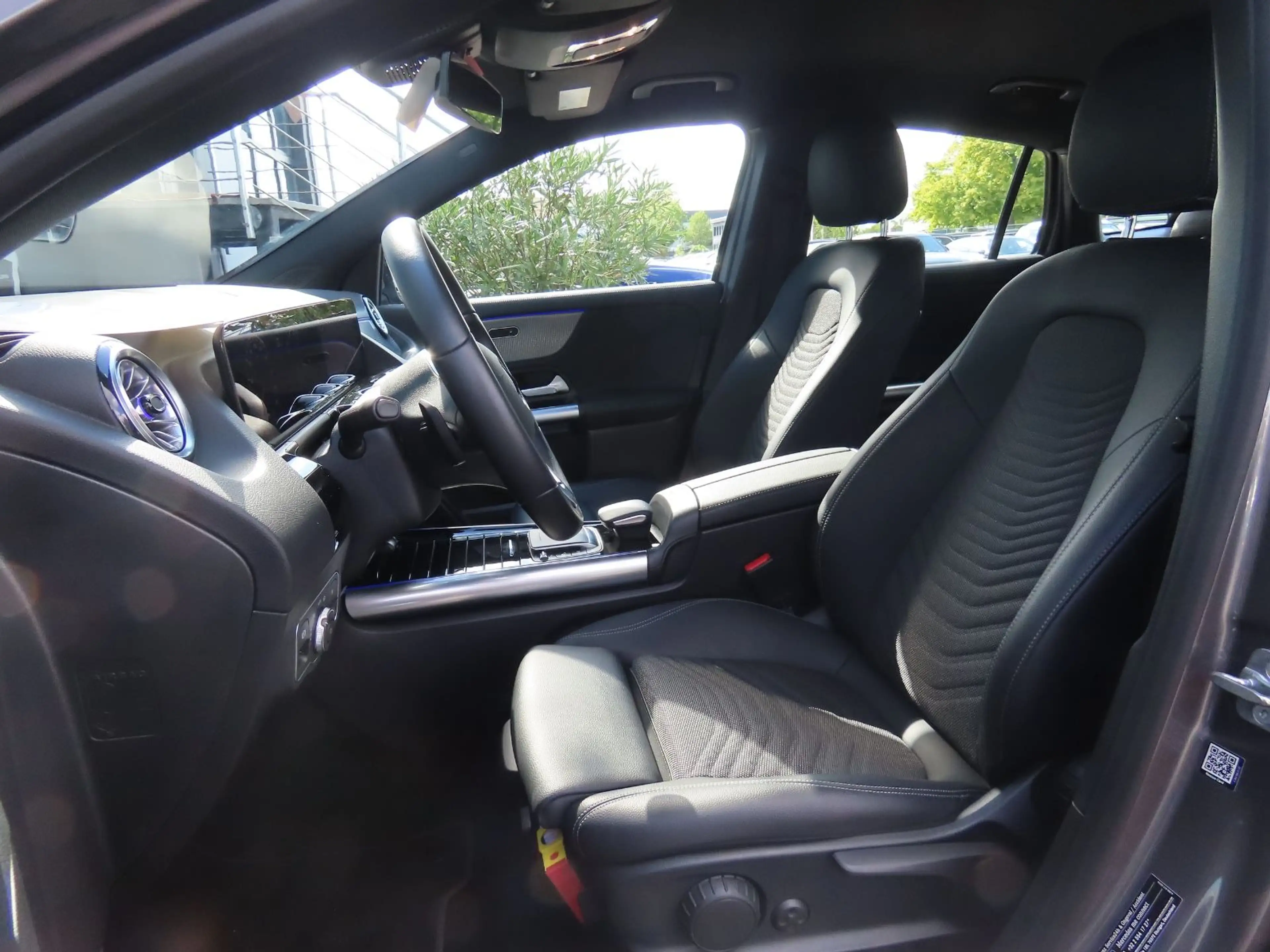 Mercedes-Benz EQA 250 Autom. Leder Ambiente Klima Sitzheizung — photo 13