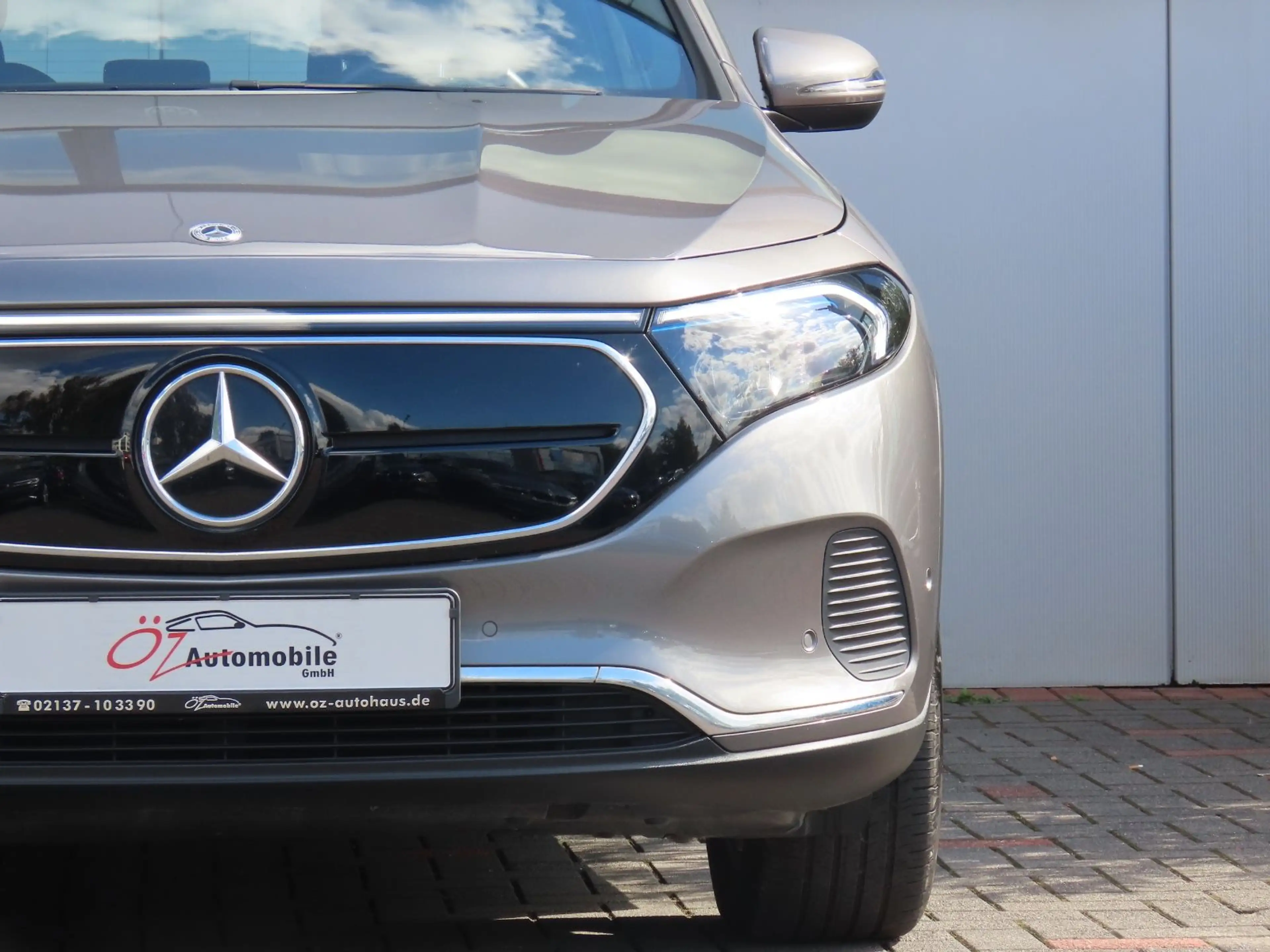 Mercedes-Benz EQA 250 Autom. Leder Ambiente Klima Sitzheizung — photo 3