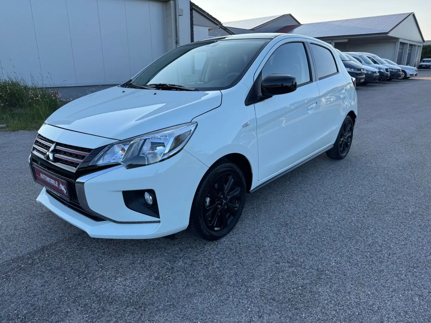 Mitsubishi Space Star Spirit+ Black*6Tkm*Automatik* Noir - 1