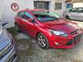 Ford Focus Champions Edition Rouge - thumbnail 3