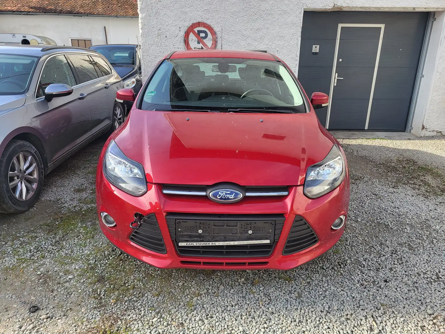 Ford Focus Champions Edition Rouge - 1