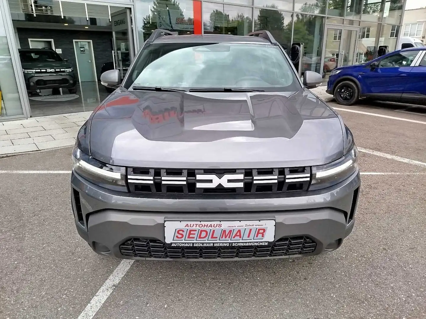 Dacia Duster TCe 130 4x4 Expression *WINTERPAKET* Gris - 2