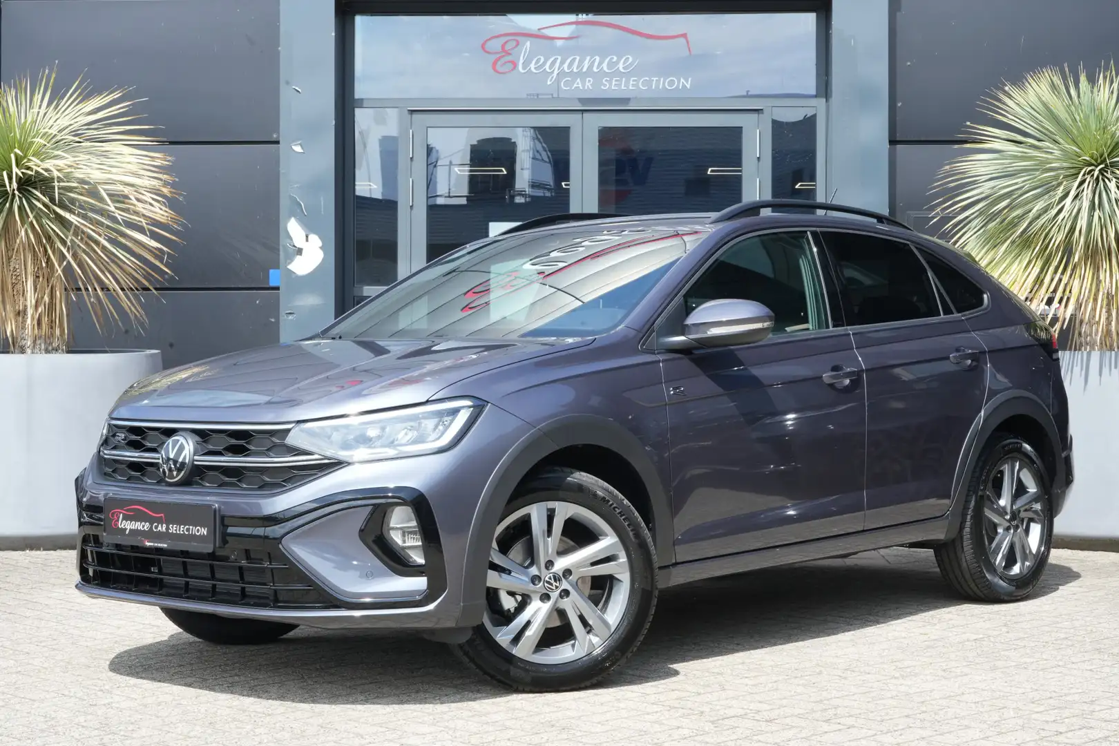 Volkswagen Taigo 1.0 TSI R-Line 116pk App-Connect/Stoelverwarming/C Grijs - 1